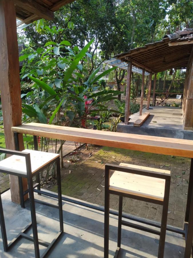 Hotel Omah Kayu Jagalan Magelang Zewnętrze zdjęcie