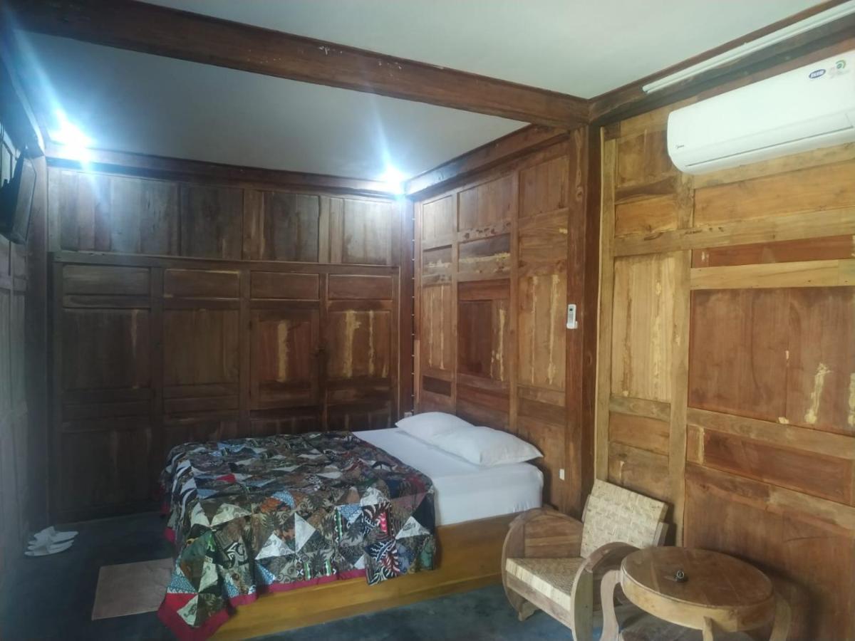 Hotel Omah Kayu Jagalan Magelang Zewnętrze zdjęcie